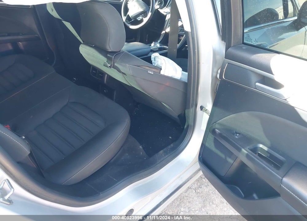 2019 FORD FUSION VIN: 3FA6P0HD4KR203818