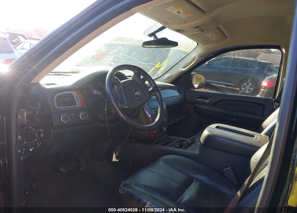 2009 CHEVROLET TAHOE LT1 VIN: 1GNFK23049R129015