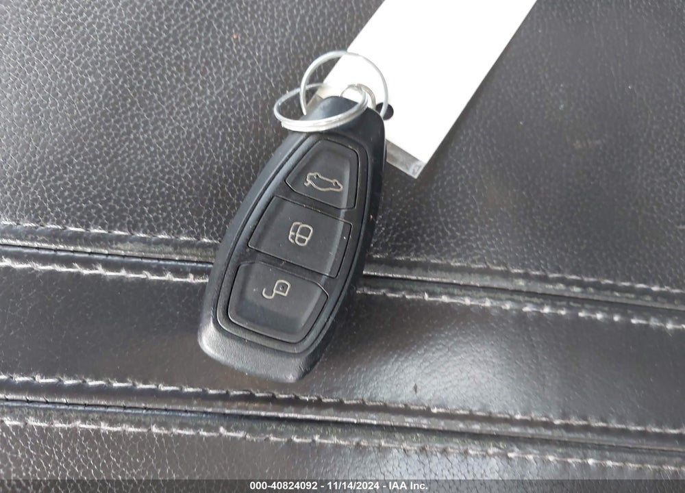 2012 FORD FOCUS TITANIUM VIN: 1FAHP3N2XCL274230