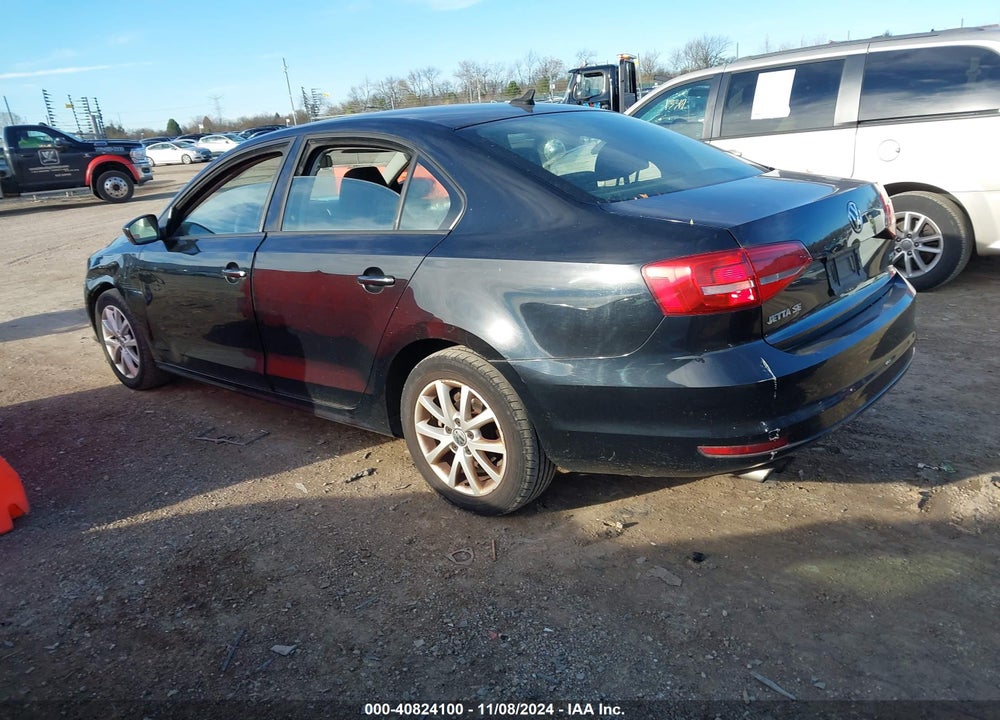 2015 VOLKSWAGEN JETTA 1.8T SE VIN: 3VWD17AJ4FM356145