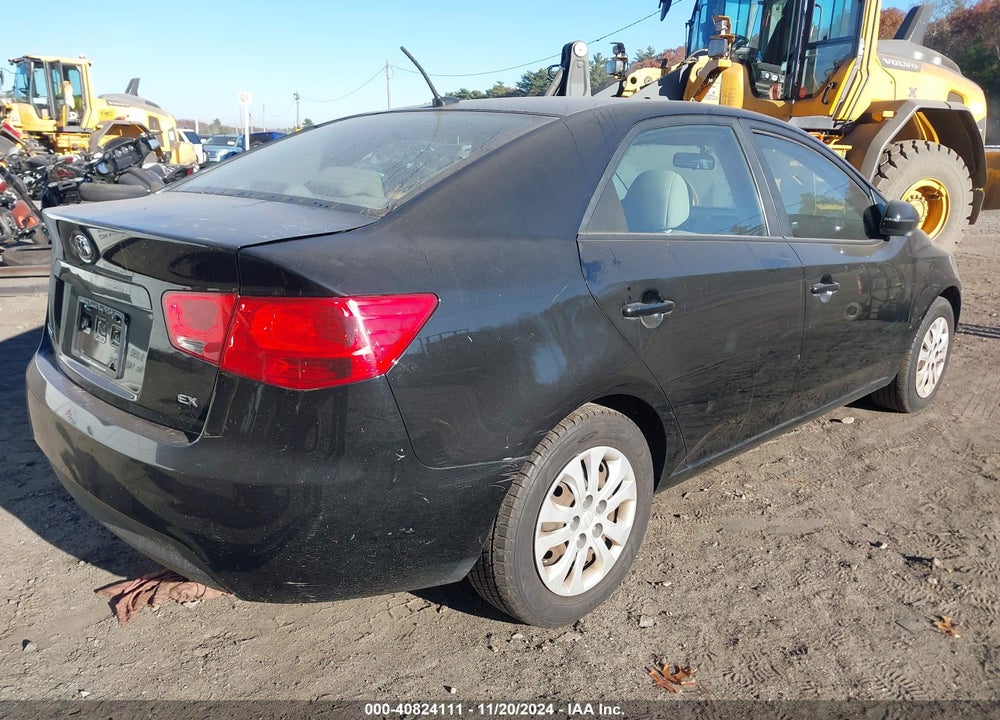 2013 KIA FORTE EX VIN: KNAFU4A21D5692748