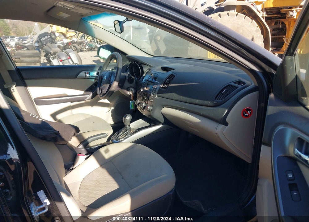 2013 KIA FORTE EX VIN: KNAFU4A21D5692748