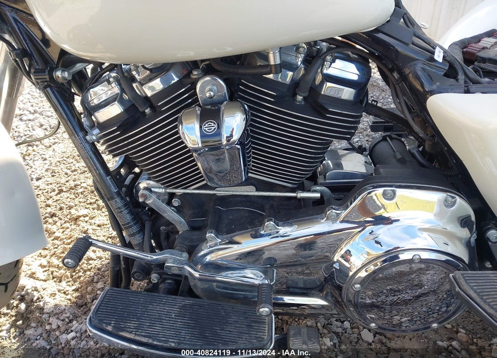 2019 HARLEY-DAVIDSON FLRT VIN: 1HD1MCP14KB851846