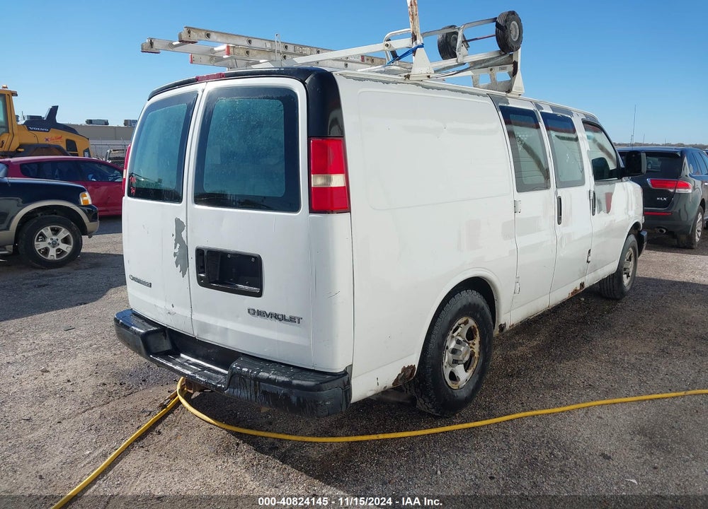 2004 CHEVROLET EXPRESS VIN: 1GCFG15X941223669