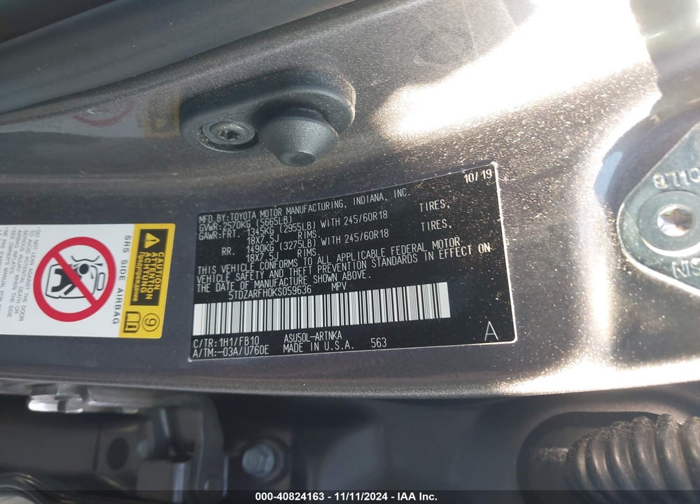 2019 TOYOTA HIGHLANDER LE VIN: 5TDZARFH0KS059636