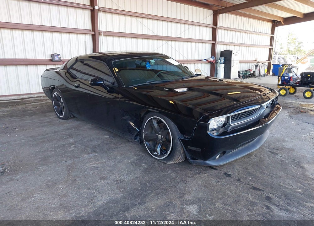2014 DODGE CHALLENGER SXT PLUS VIN: 2C3CDYAG9EH304401