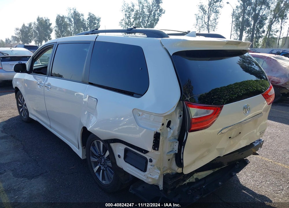 2019 TOYOTA SIENNA LIMITED 7 PASSENGER VIN: 5TDDZ3DC1KS222592