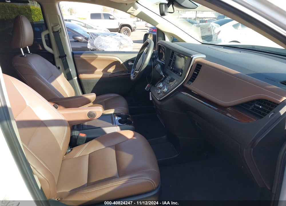 2019 TOYOTA SIENNA LIMITED 7 PASSENGER VIN: 5TDDZ3DC1KS222592