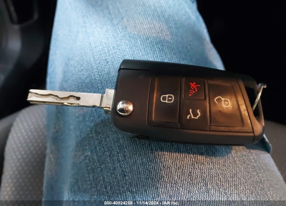 2019 VOLKSWAGEN JETTA 1.4T S VIN: 3VWN57BU0KM115324
