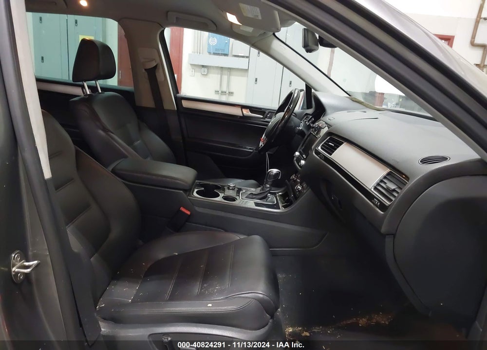 2013 VOLKSWAGEN TOUAREG VR6 SPORT VIN: WVGEF9BPXDD009155
