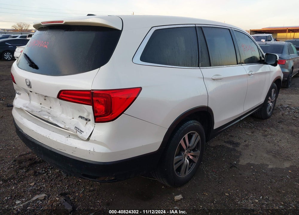 2017 HONDA PILOT EX-L VIN: 5FNYF6H85HB054258