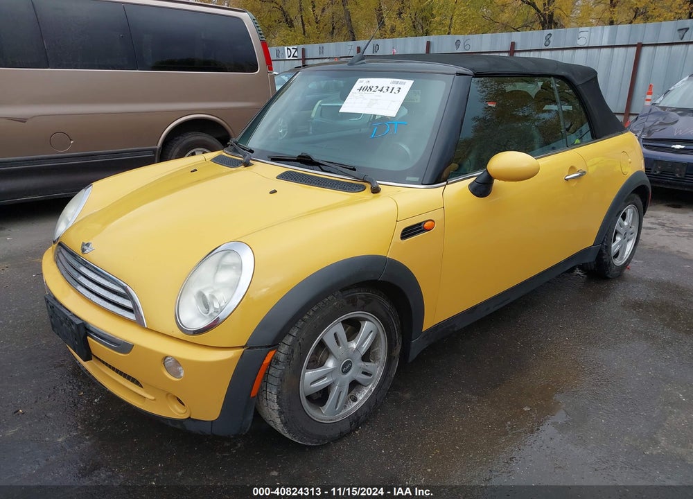 2008 MINI COOPER VIN: WMWRF33518TG18601