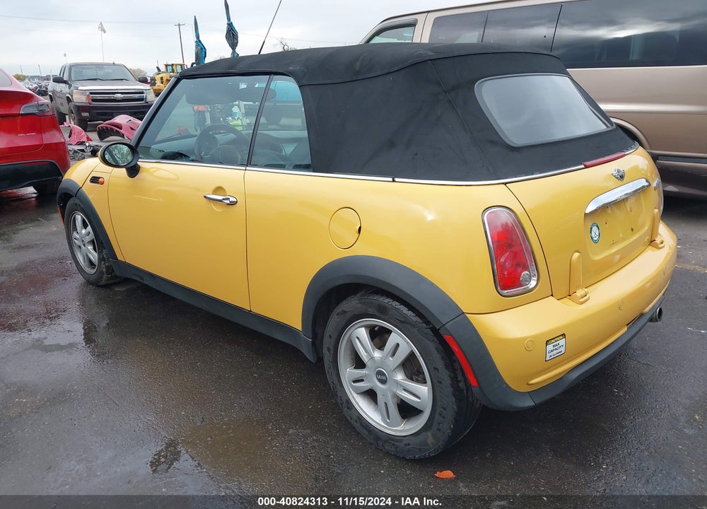2008 MINI COOPER VIN: WMWRF33518TG18601