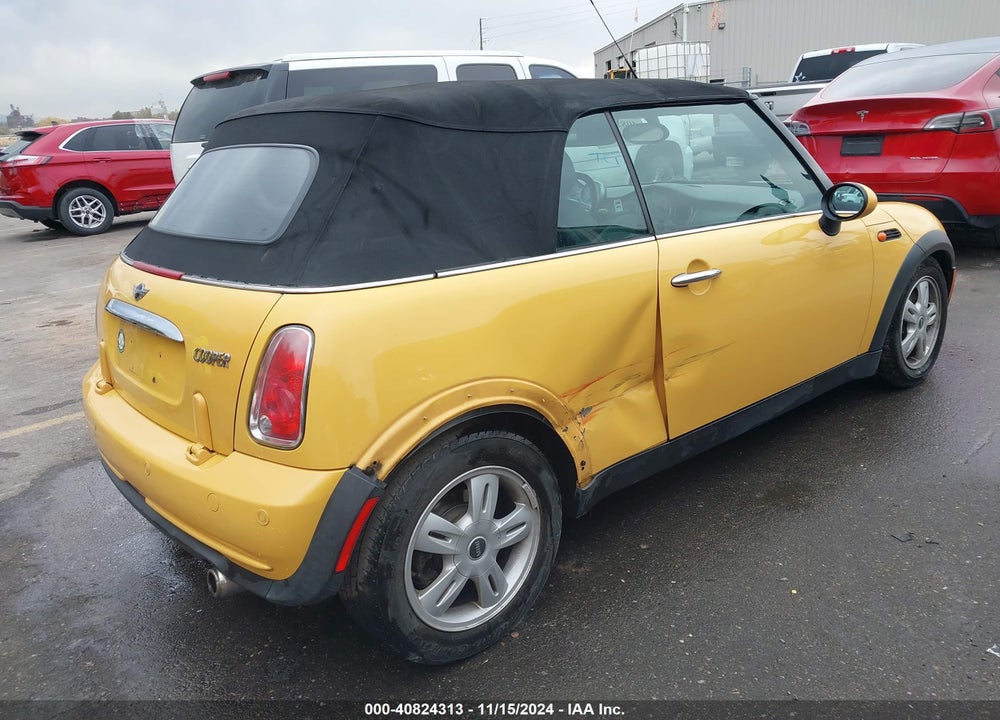 2008 MINI COOPER VIN: WMWRF33518TG18601