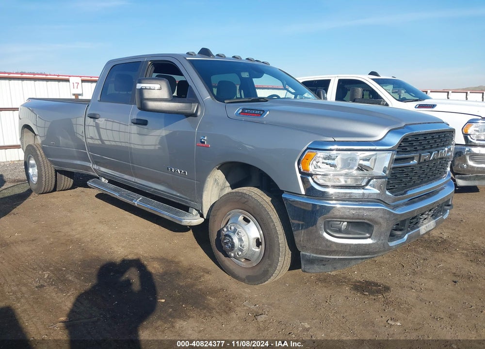 2023 RAM 3500 BIG HORN  4X4 8' BOX VIN: 3C63RRHL8PG546063