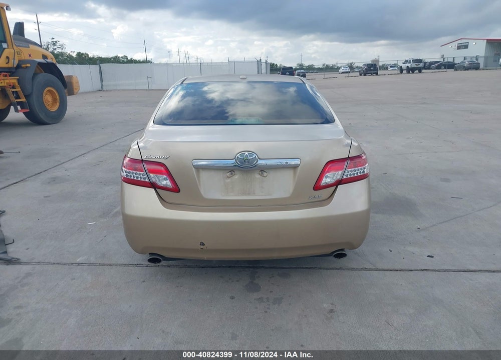 2010 TOYOTA CAMRY XLE V6 VIN: 4T1BK3EK3AU607613