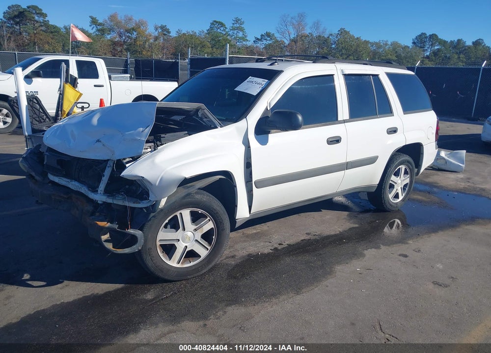 2005 CHEVROLET TRAILBLAZER LS VIN: 1GNDT13S252267090