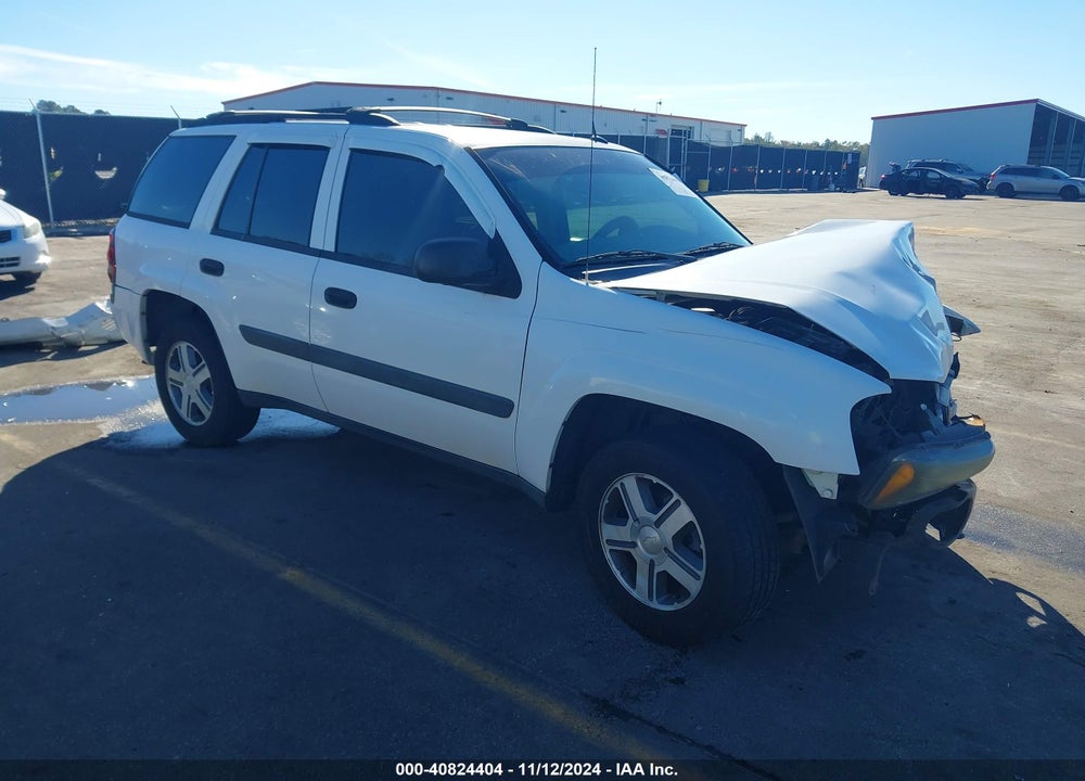 2005 CHEVROLET TRAILBLAZER LS VIN: 1GNDT13S252267090