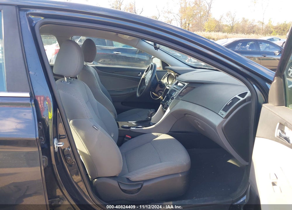 2012 HYUNDAI SONATA GLS VIN: 5NPEB4AC0CH372297