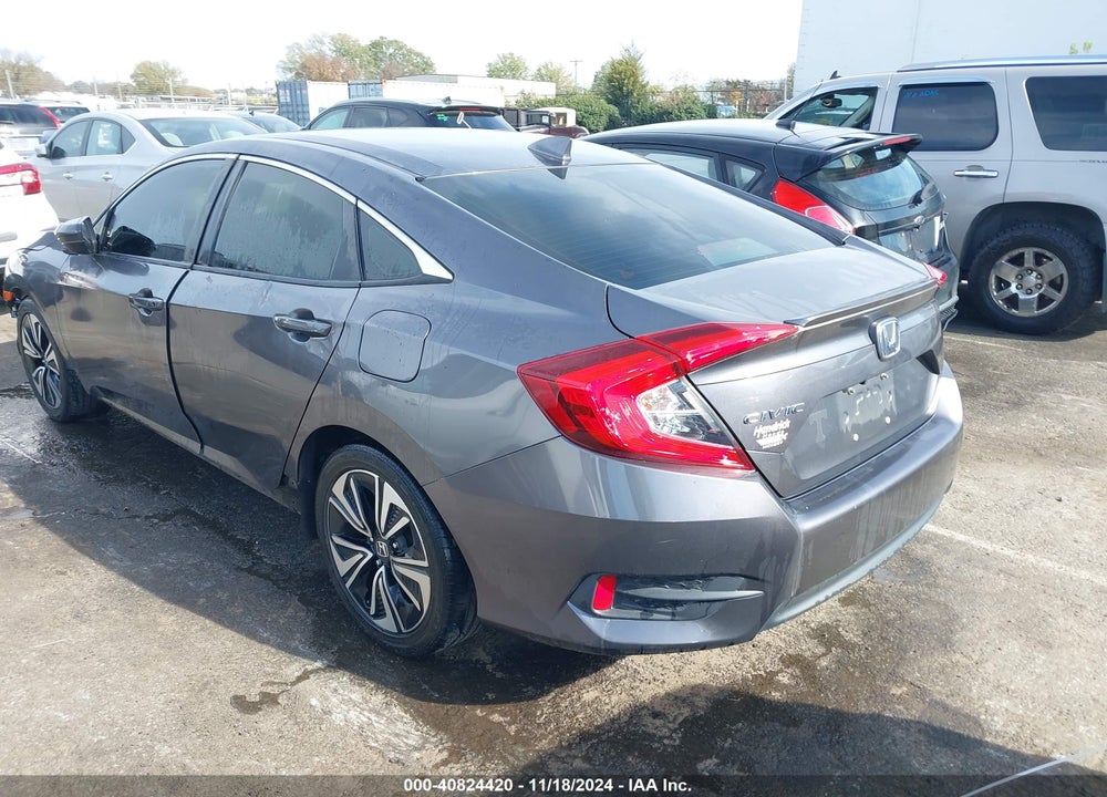 2018 HONDA CIVIC EX-L VIN: JHMFC1F74JX021288