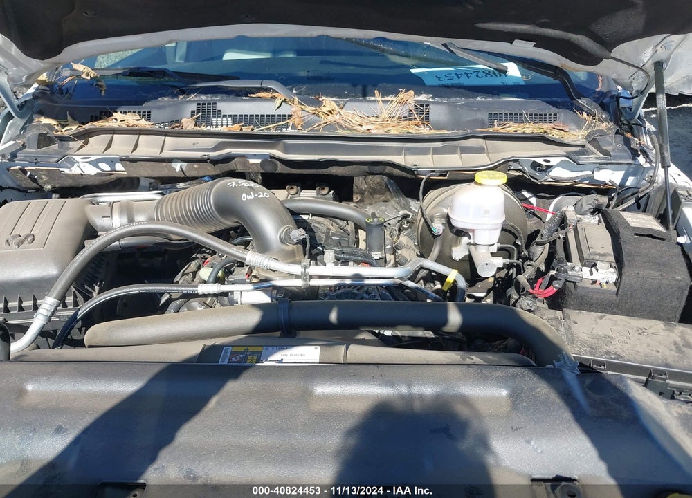 2022 RAM 1500 CLASSIC VIN: 1C6RR7FT5NS200138