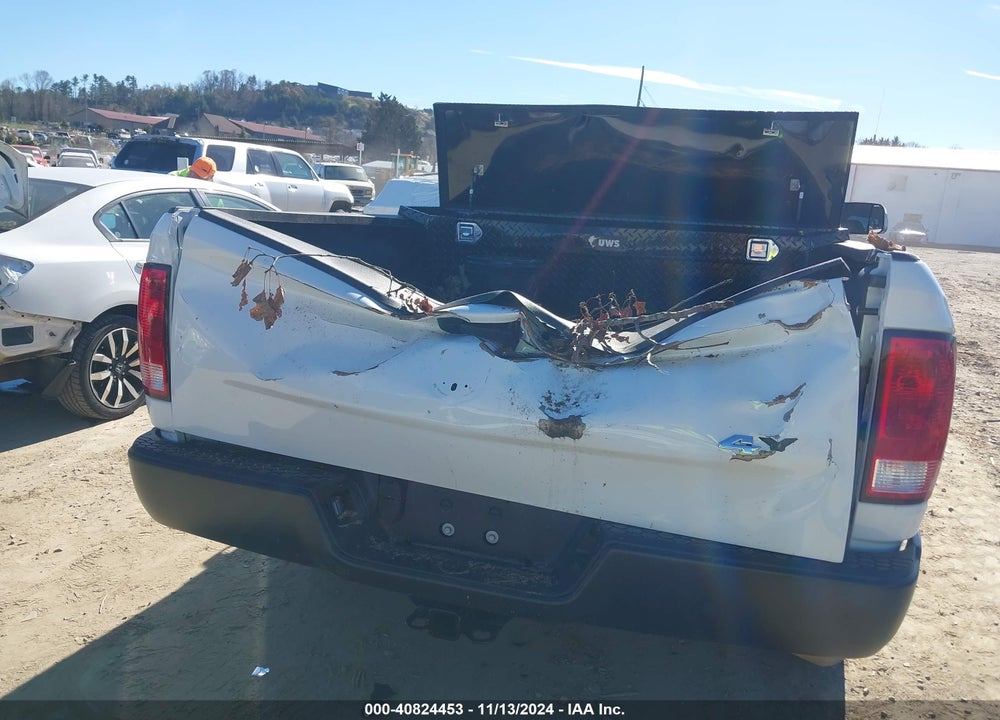 2022 RAM 1500 CLASSIC VIN: 1C6RR7FT5NS200138