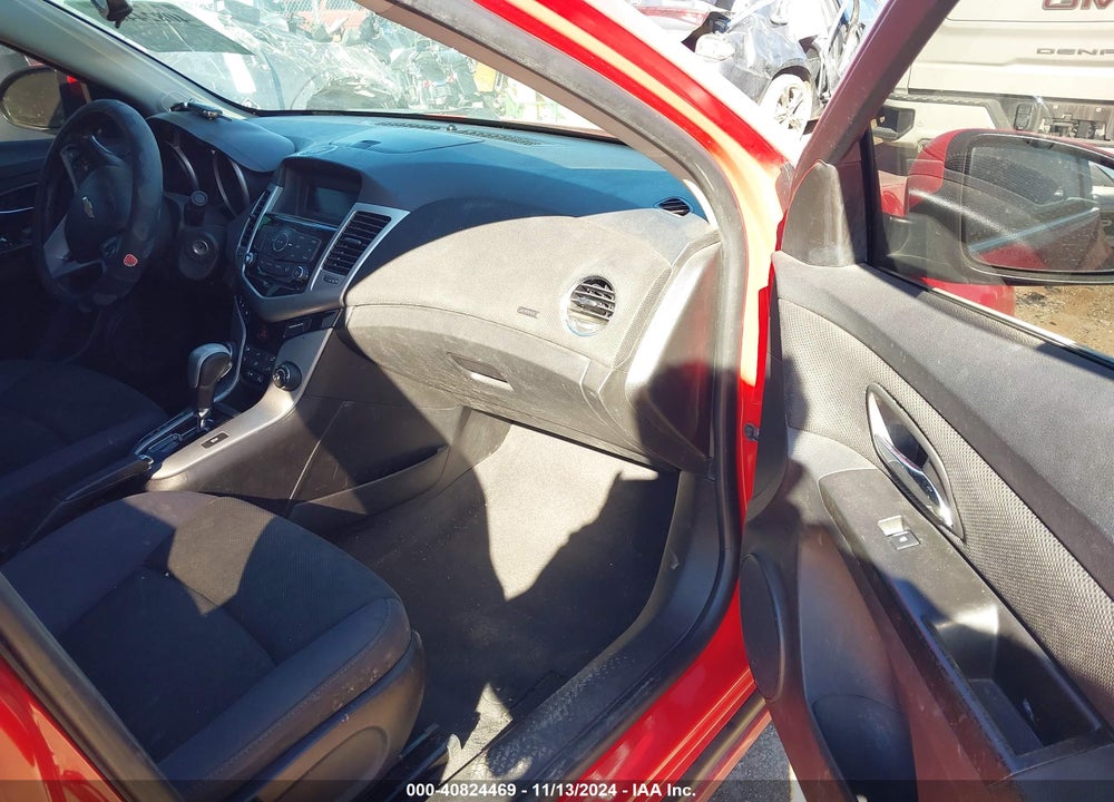 2014 CHEVROLET CRUZE 1LT AUTO VIN: 1G1PC5SB0E7121331