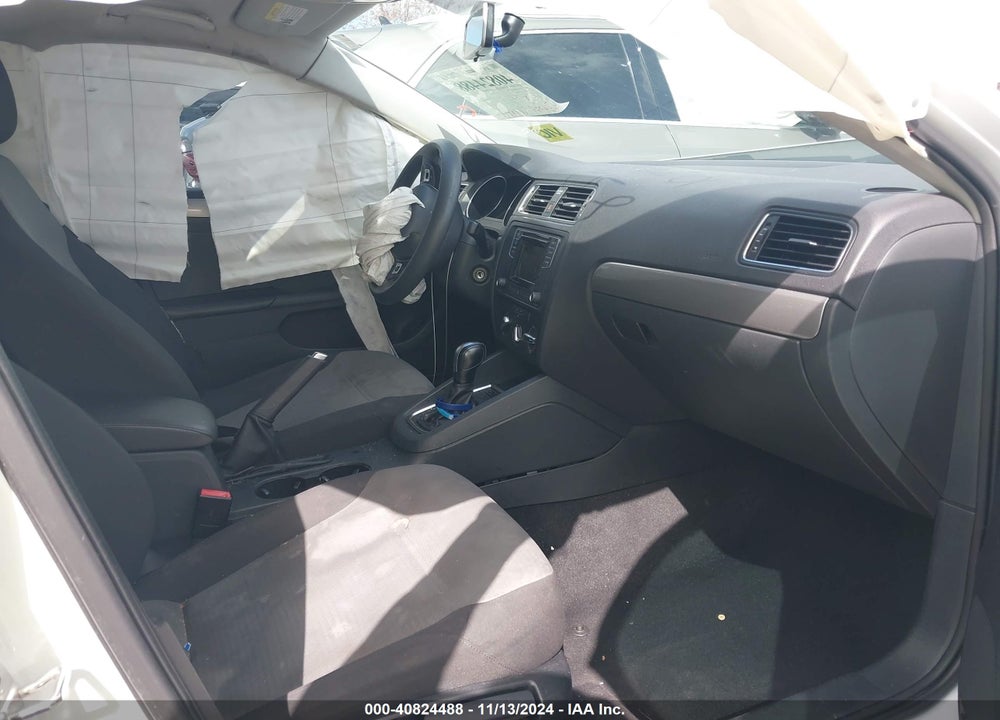 2018 VOLKSWAGEN JETTA 1.4T S VIN: 3VW2B7AJ7JM208312