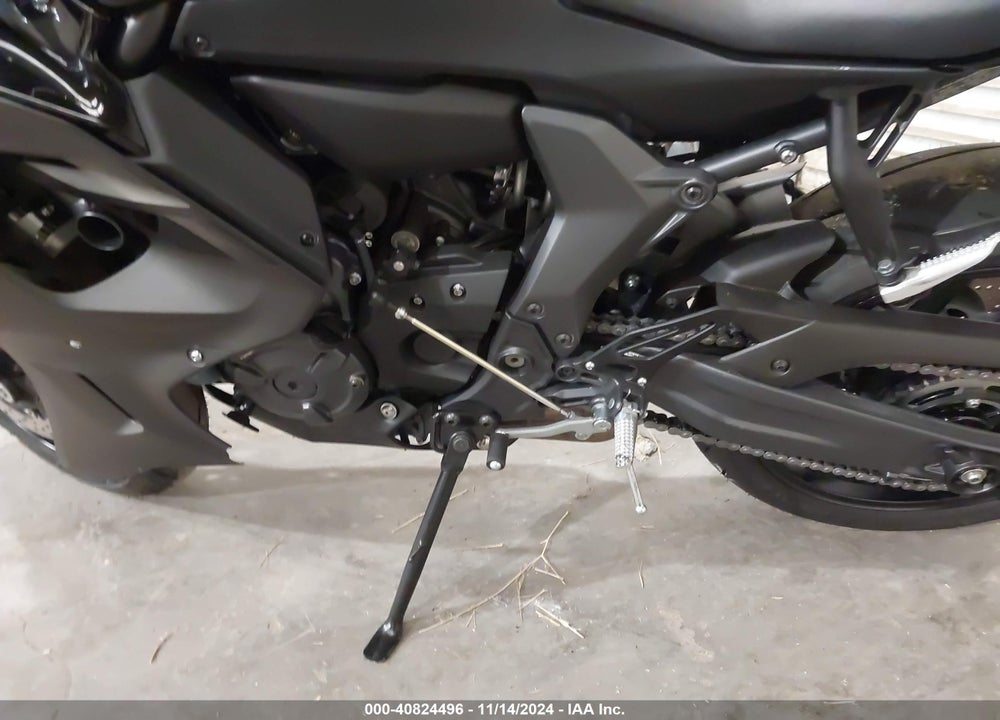 2024 YAMAHA YZFR7 VIN: JYARM38Y1RA002835