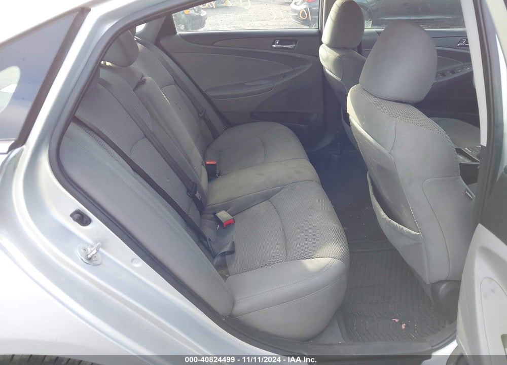 2013 HYUNDAI SONATA VIN: 5NPEB4AC0DH717619