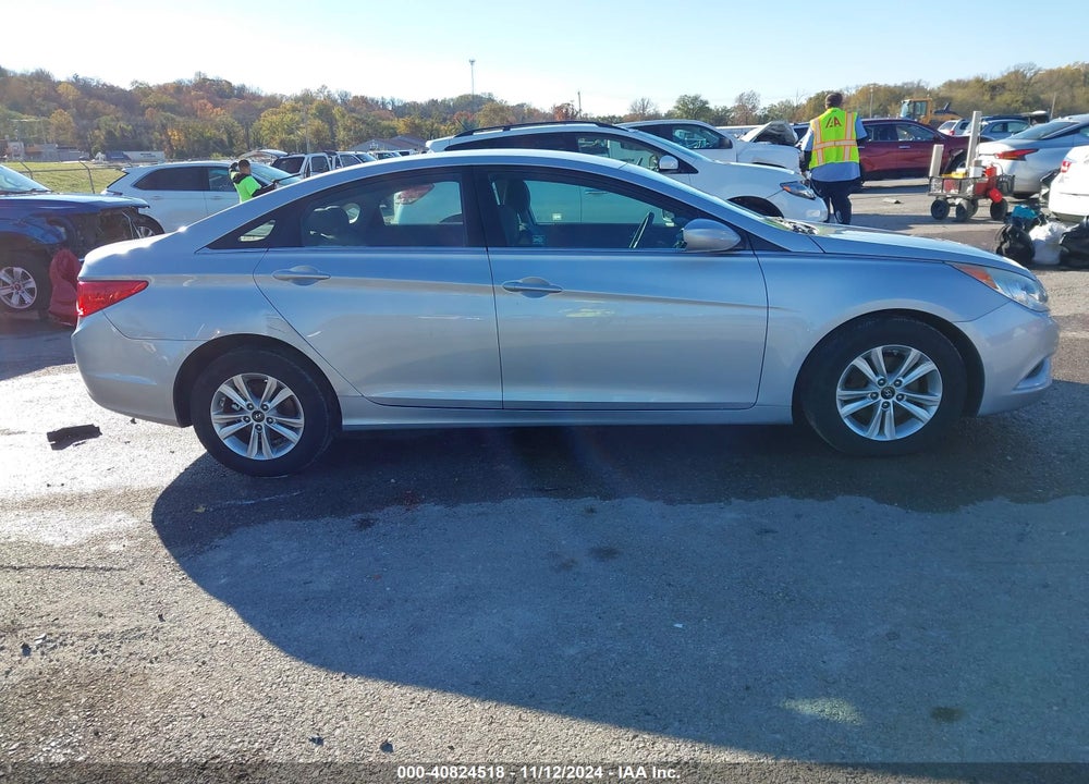 2011 HYUNDAI SONATA GLS VIN: 5NPEB4ACXBH136769