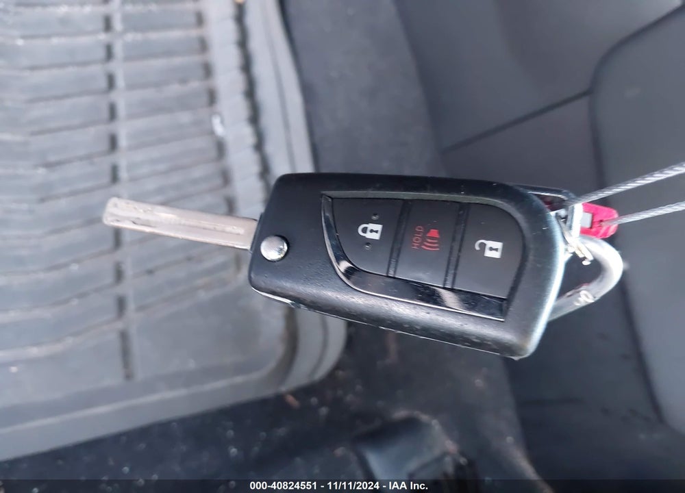 2017 TOYOTA COROLLA IM VIN: JTNKARJEXHJ541739