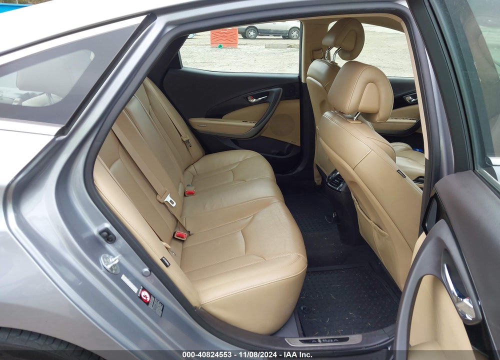2016 HYUNDAI AZERA VIN: KMHFG4JG4GA518072