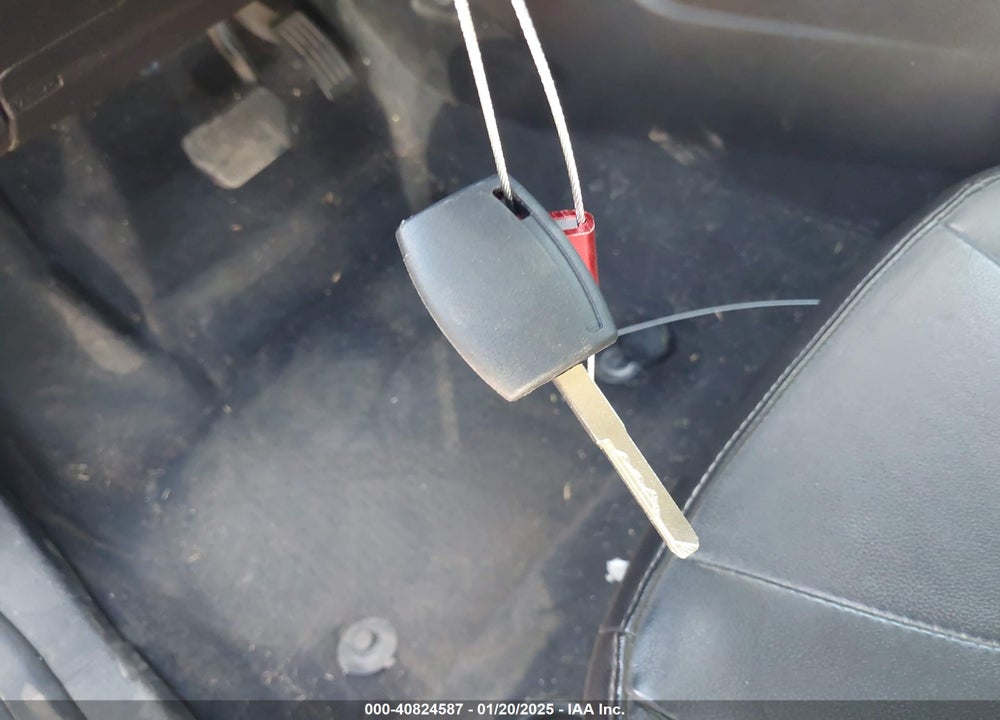 2014 FORD FOCUS TITANIUM VIN: 1FADP3N28EL210608