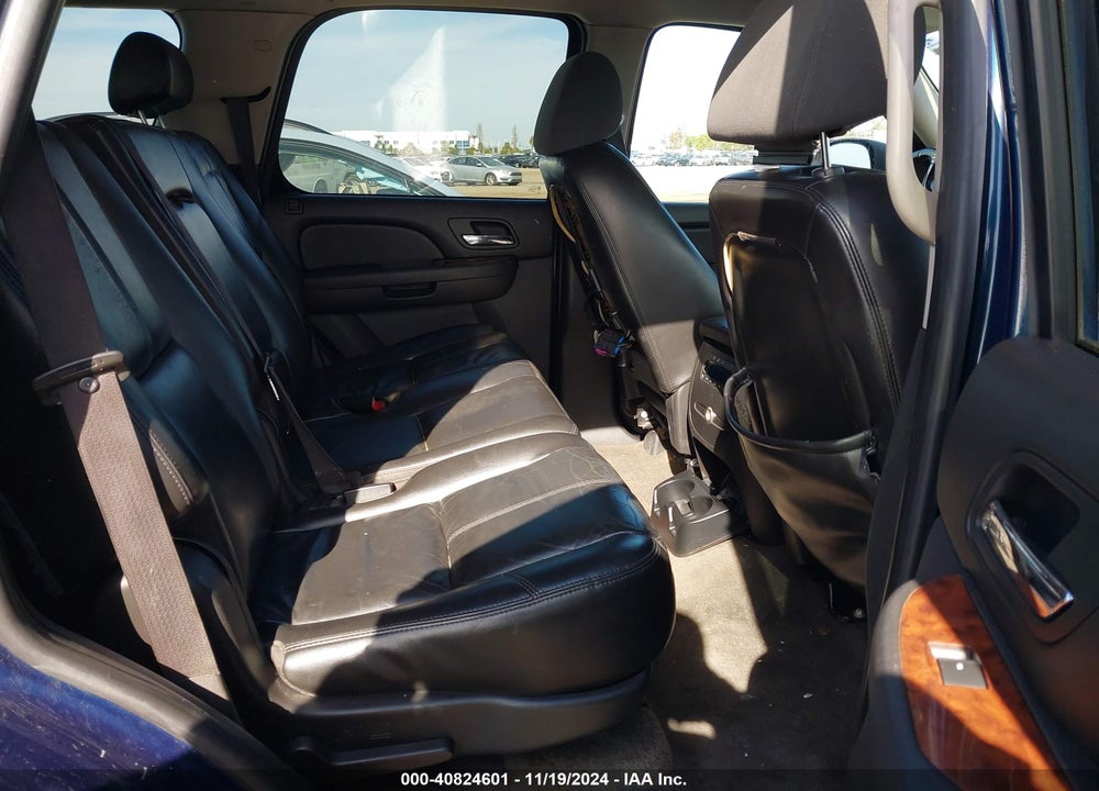 2007 CHEVROLET TAHOE LT VIN: 1GNFC13J87R172978