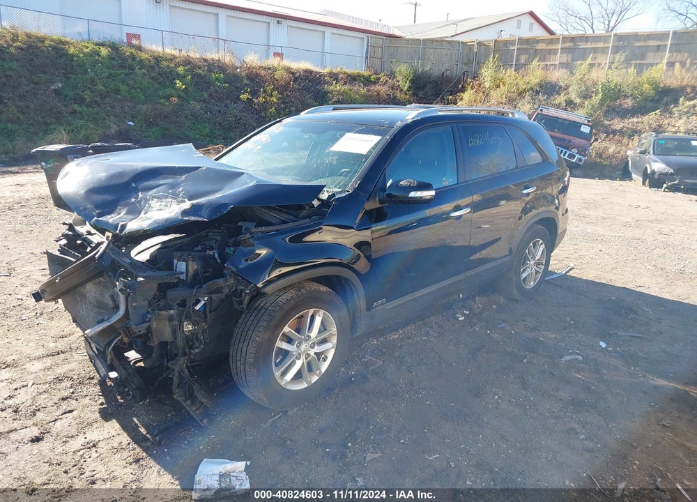 2014 KIA SORENTO LX VIN: 5XYKTCA68EG542615