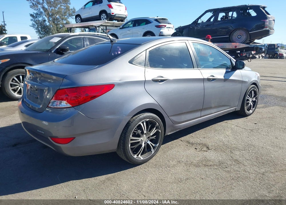 2013 HYUNDAI ACCENT GLS VIN: KMHCT4AE4DU558563
