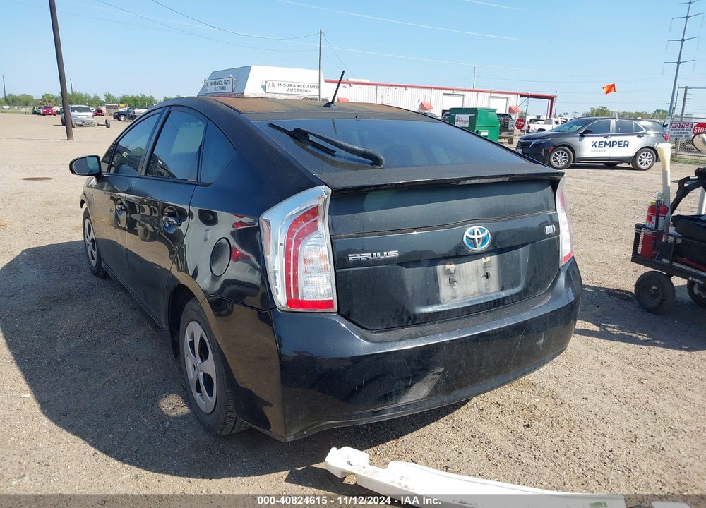 2014 TOYOTA PRIUS TWO VIN: JTDKN3DU8E1752782