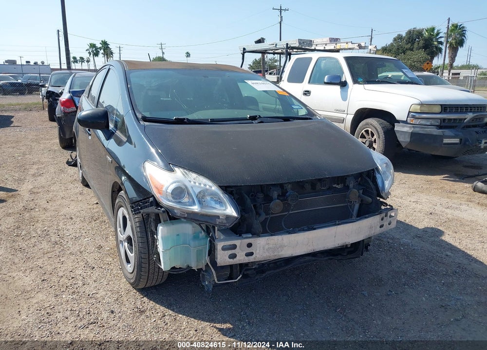 2014 TOYOTA PRIUS TWO VIN: JTDKN3DU8E1752782