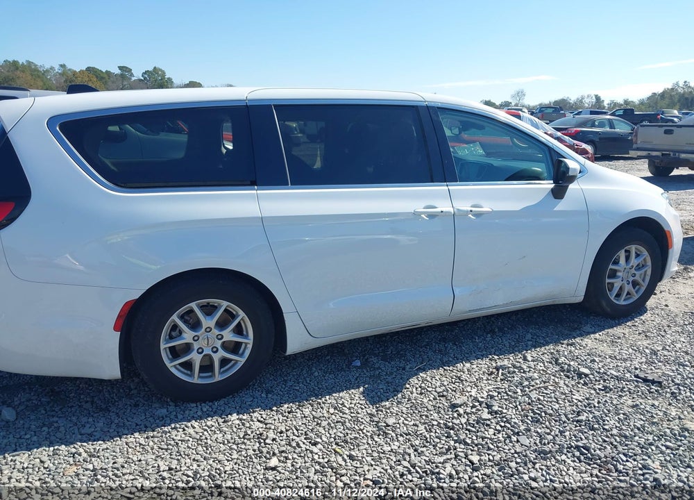 2023 CHRYSLER PACIFICA TOURING L VIN: 2C4RC1BG0PR624377
