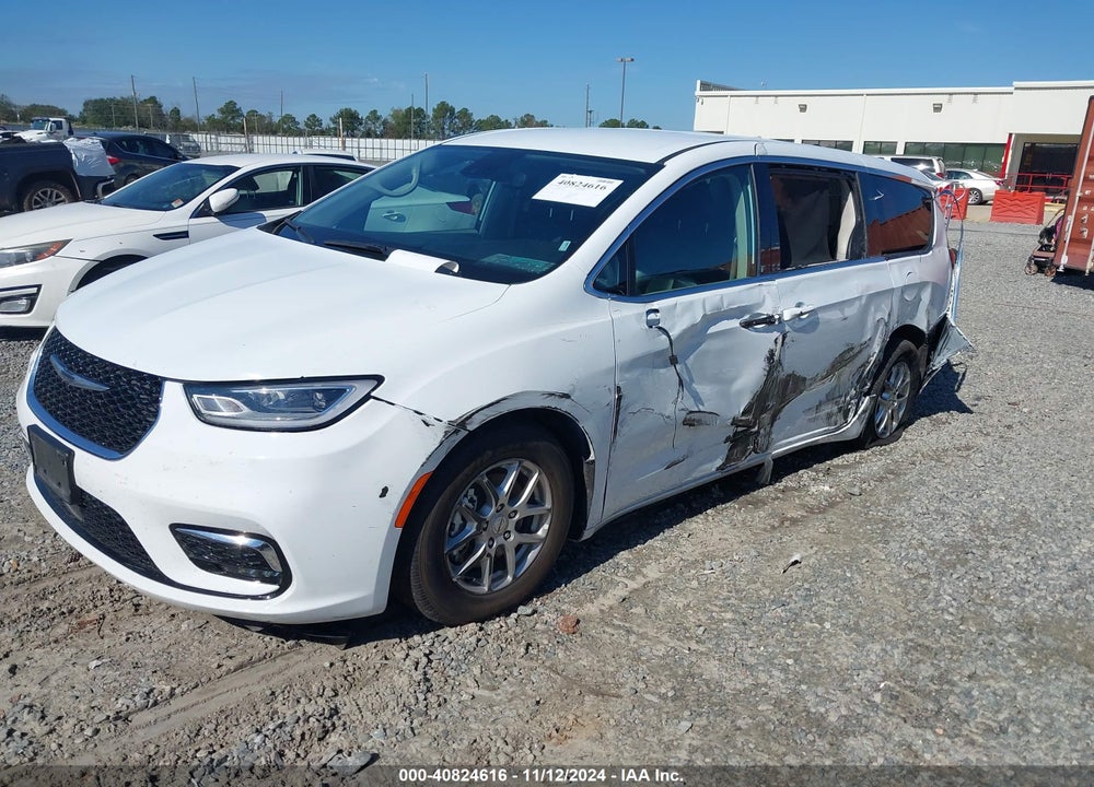 2023 CHRYSLER PACIFICA TOURING L VIN: 2C4RC1BG0PR624377