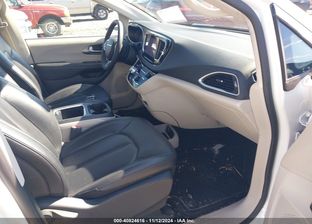 2023 CHRYSLER PACIFICA TOURING L VIN: 2C4RC1BG0PR624377