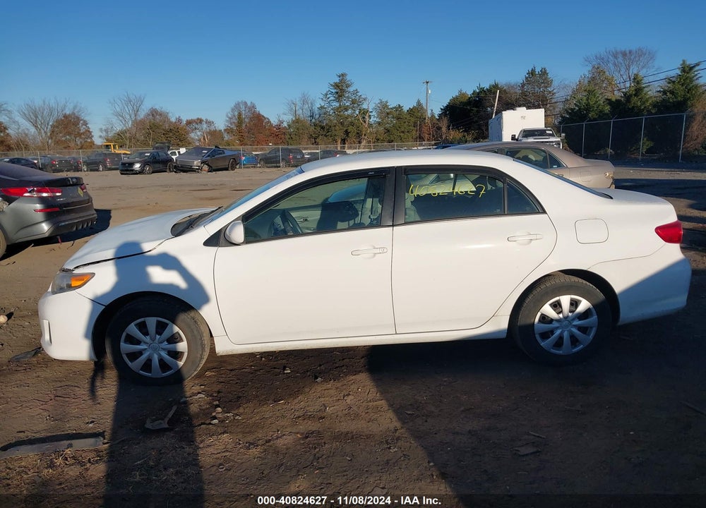 2011 TOYOTA COROLLA LE VIN: 2T1BU4EE6BC657550
