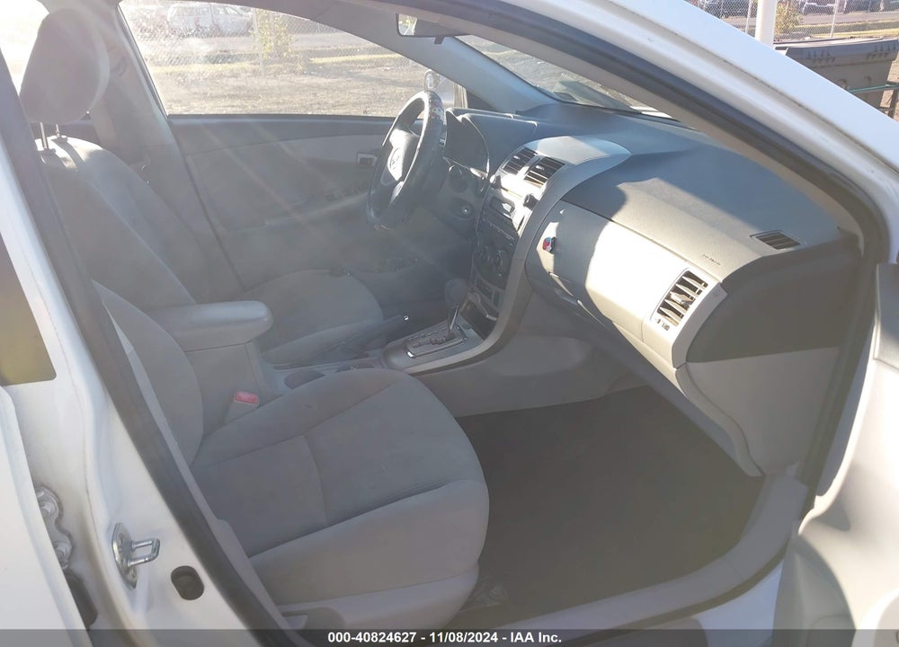 2011 TOYOTA COROLLA LE VIN: 2T1BU4EE6BC657550
