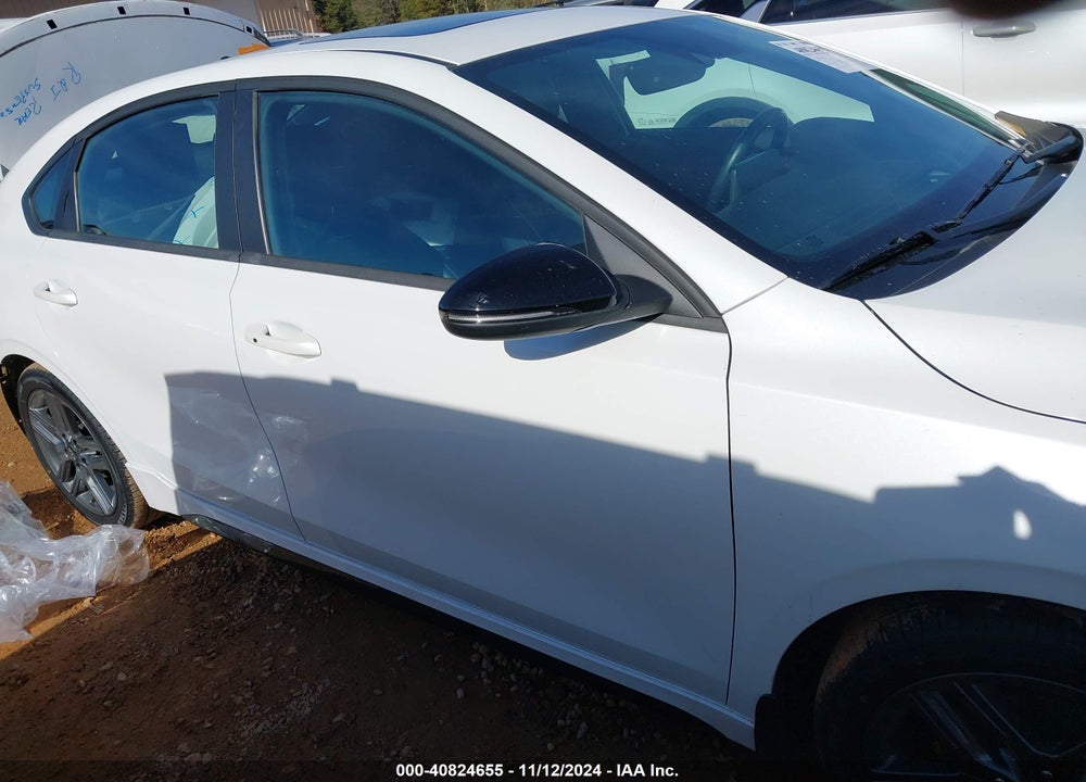 2021 KIA FORTE GT LINE VIN: 3KPF34AD7ME402752