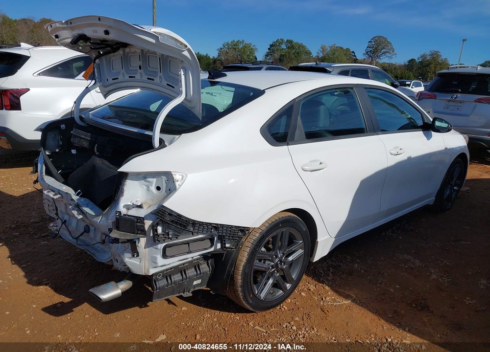 2021 KIA FORTE GT LINE VIN: 3KPF34AD7ME402752