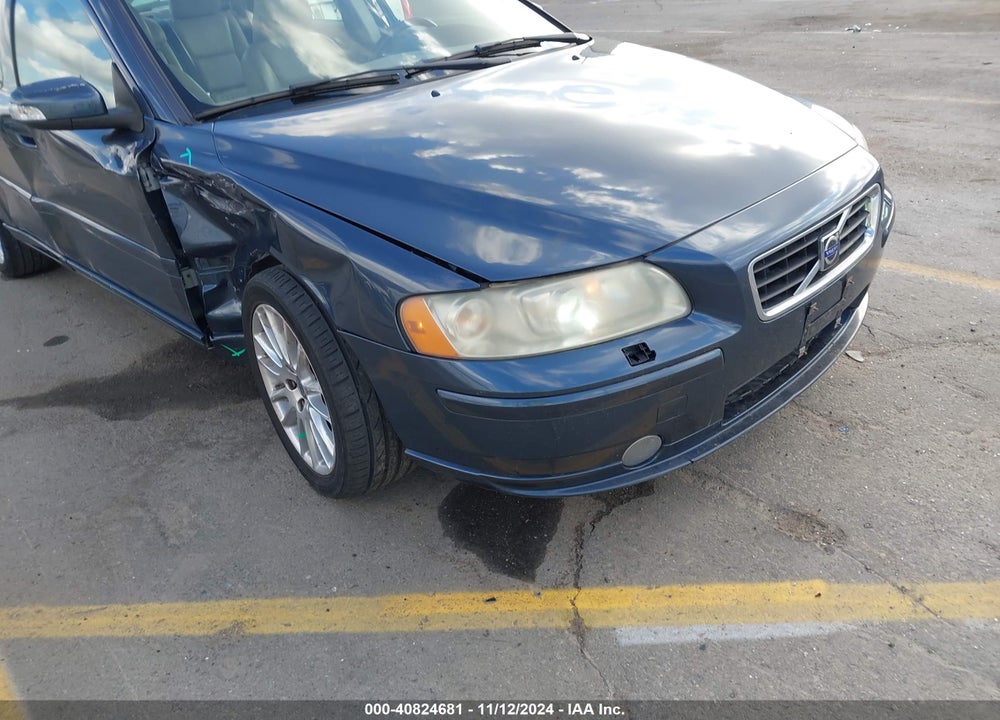 2007 VOLVO S60 2.5T VIN: YV1RS592472635072