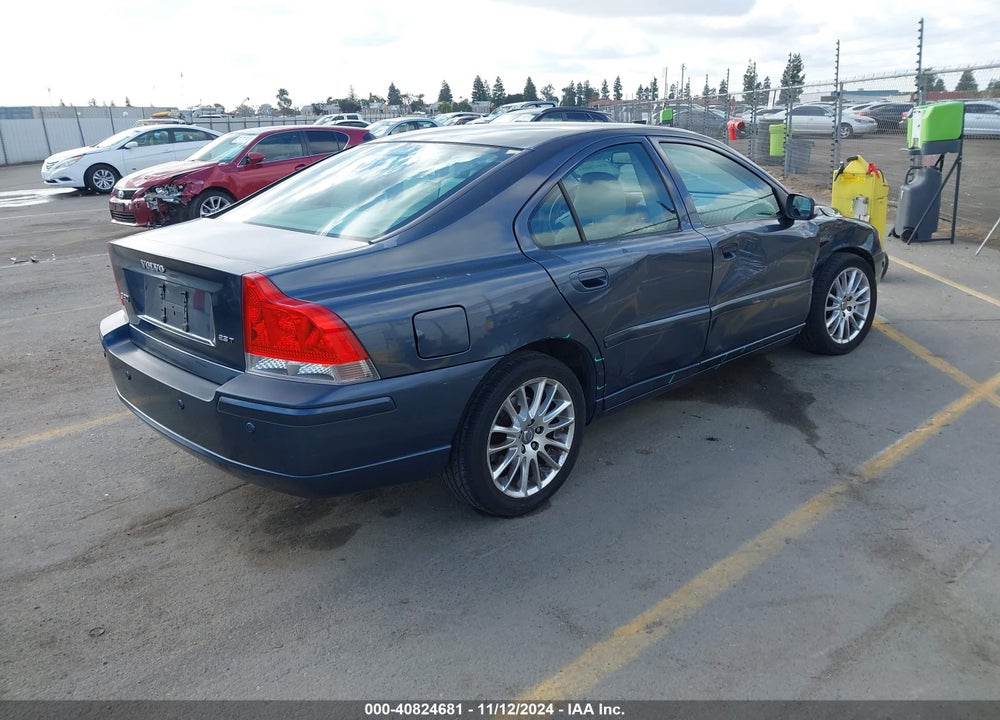 2007 VOLVO S60 2.5T VIN: YV1RS592472635072