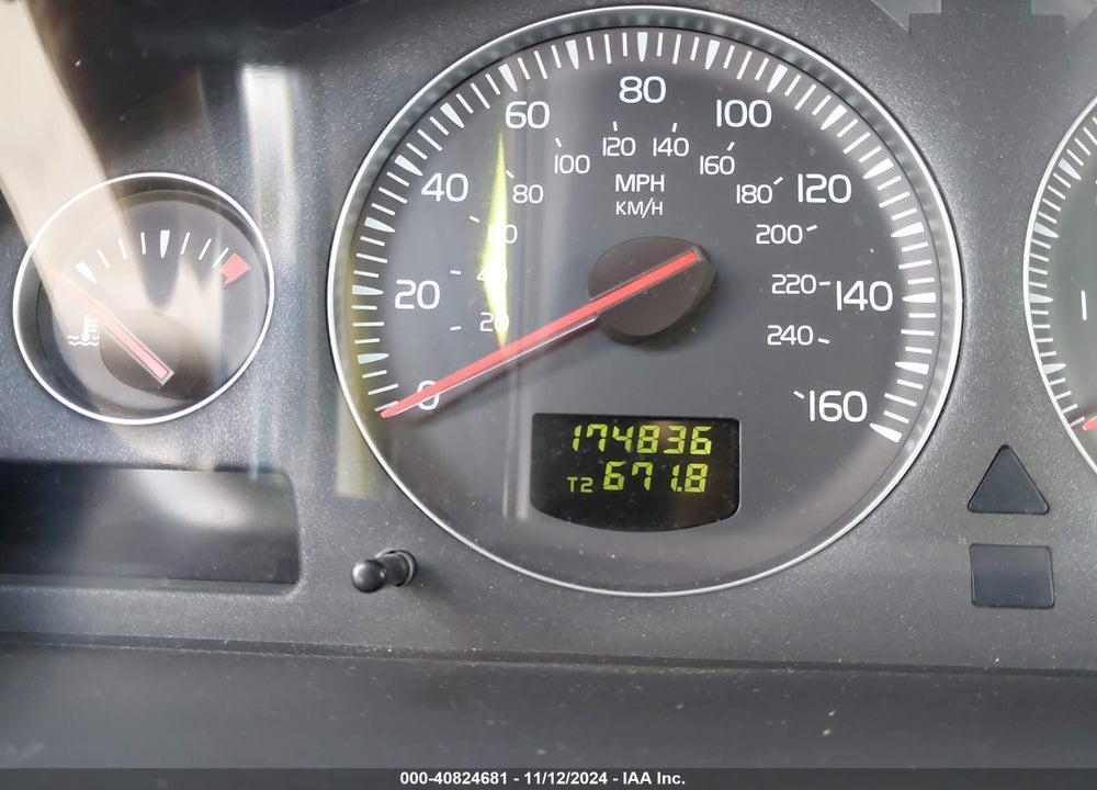 2007 VOLVO S60 2.5T VIN: YV1RS592472635072
