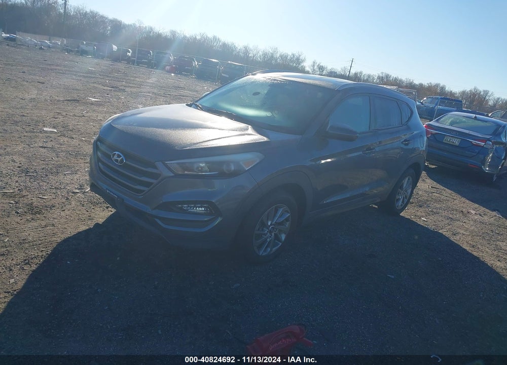 2016 HYUNDAI TUCSON SE VIN: KM8J33A41GU119818
